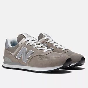 New Balance 574 Classic Sneakers, sz 9